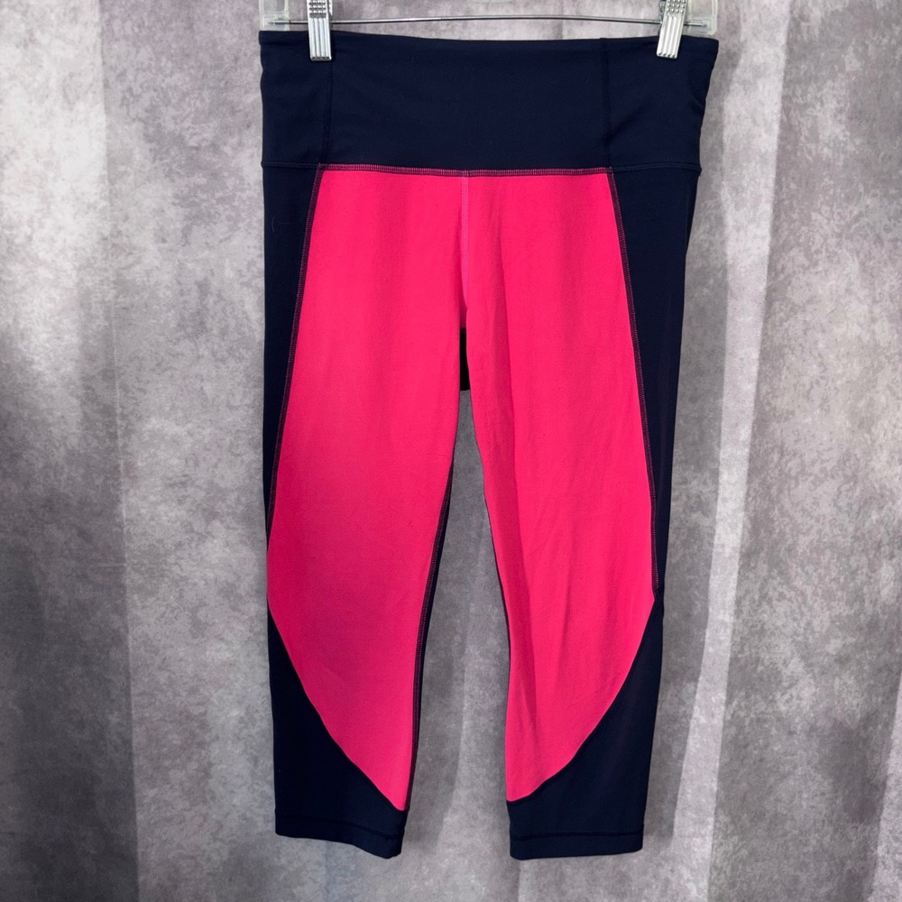 Athleta Salutation Colorblack Crop Capri Leggings Navy Blue Pink Womens Medium